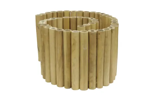 Bambusverkleidung, Apus (gelb-braun) mit flexiblem Edelstahl. Durchmesser 3-5cm 250x35 cm Höhe. 